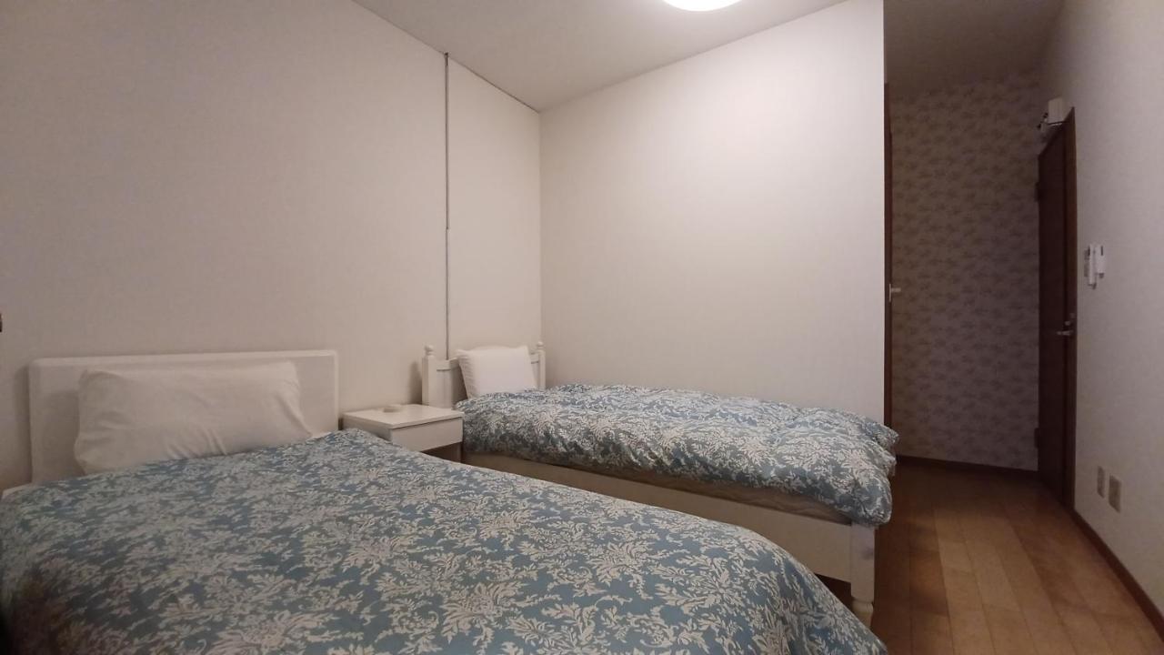 Hotel Swan Lake Nagara Nagara  Buitenkant foto