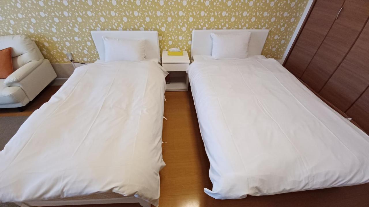 Hotel Swan Lake Nagara Nagara  Buitenkant foto